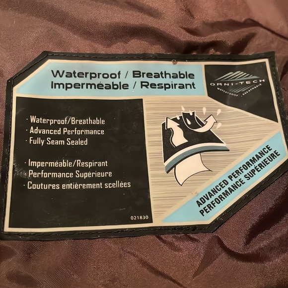 Columbia hooded rain jacket brownish mauve in color - Picture 5 of 7